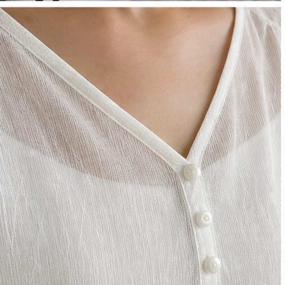 Ivory V Neck Top - Picture 4 of 6